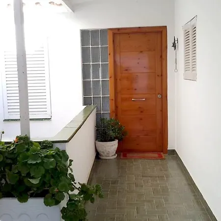 Holiday home Welcoming House With Sea View In Salionc